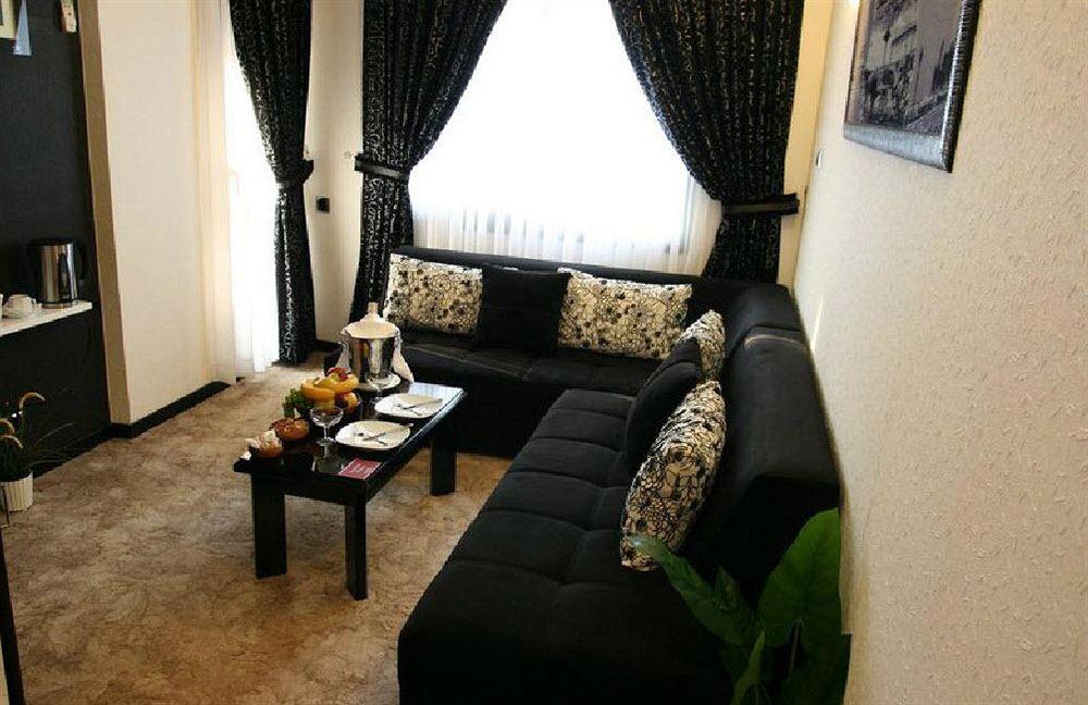 Aksan Hotel Измир Экстерьер фото