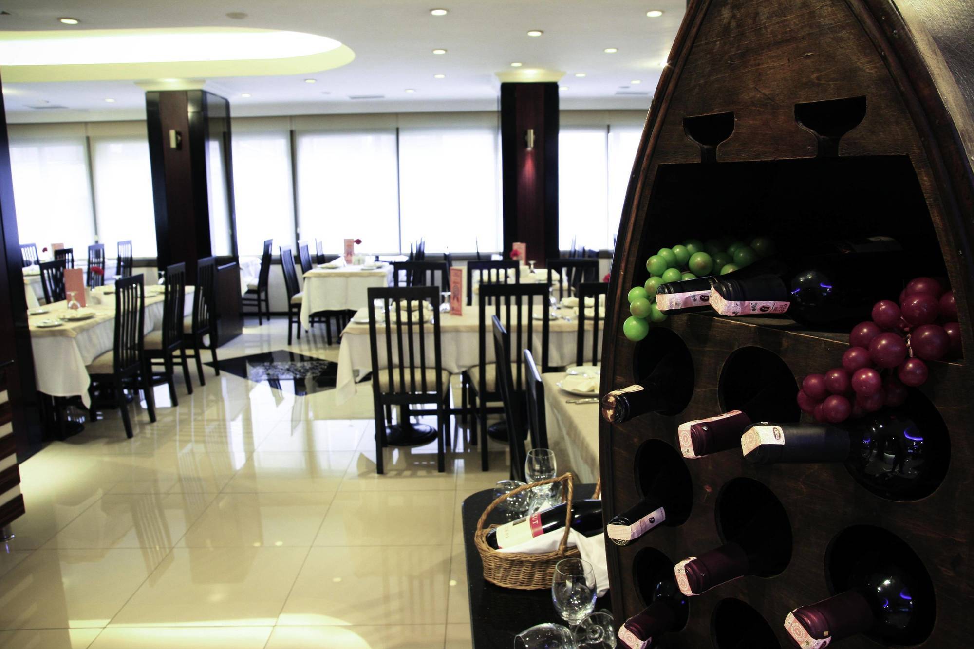 Aksan Hotel Измир Экстерьер фото